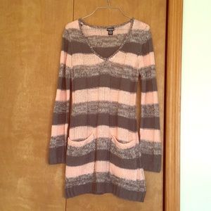 Gray and pink stripped sweater, Rue21, Size Large